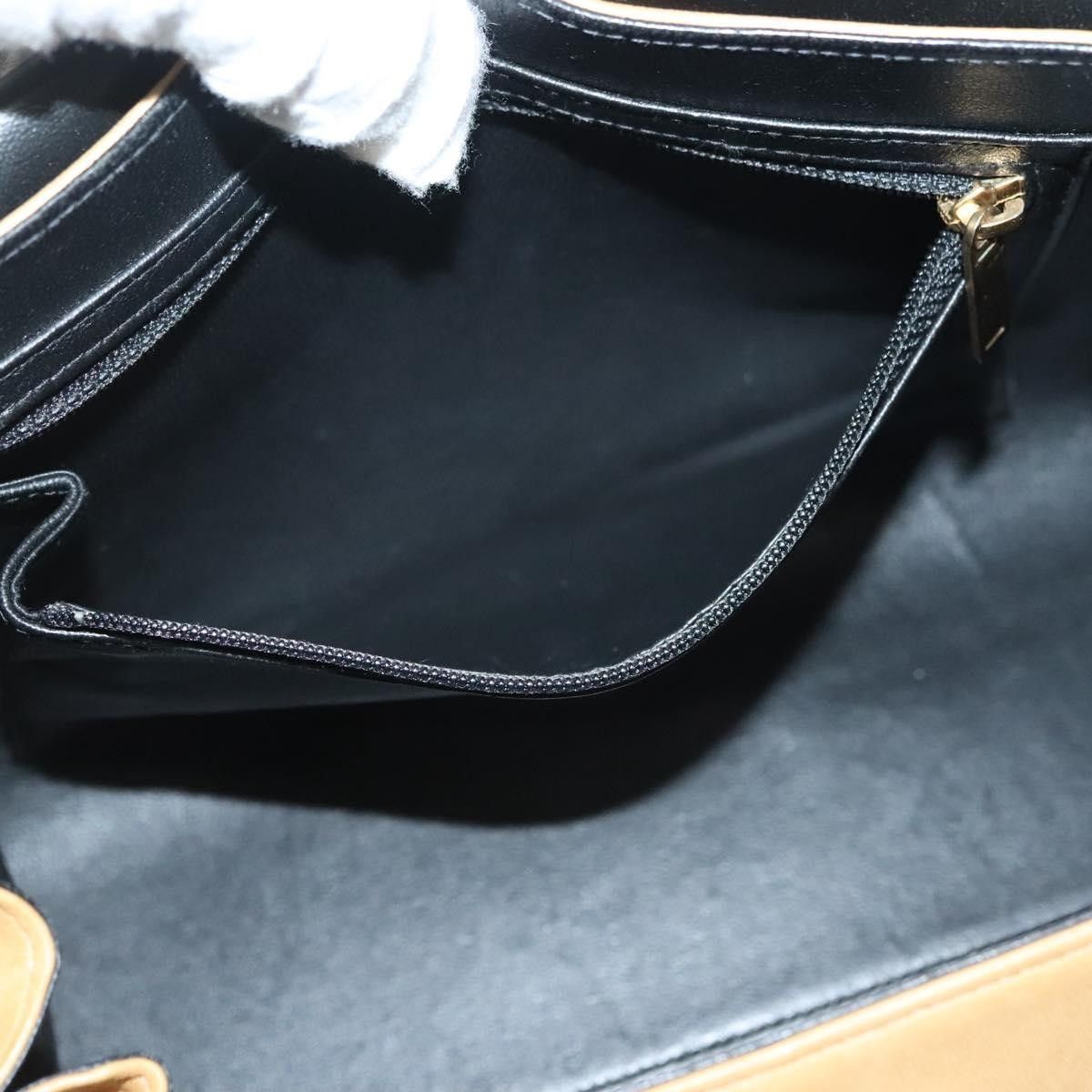 Chanel Chanel Chocolate Bar Flap Bag Quilted Lambskin Size ONE SIZE - 24 Thumbnail
