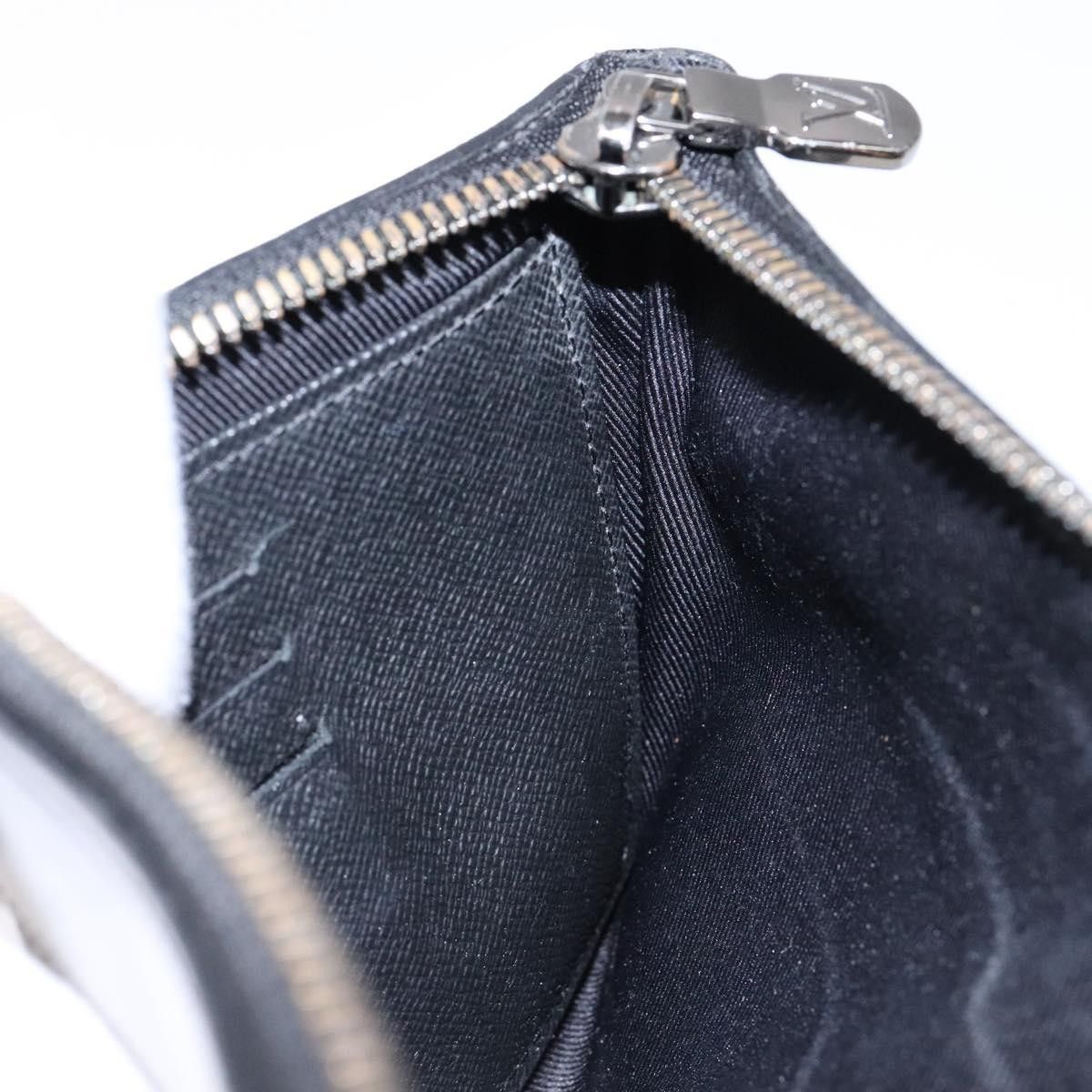 Louis Vuitton Louis Vuitton Discovery Pochette Monogram Eclipse Canvas Size ONE SIZE - 17 Thumbnail