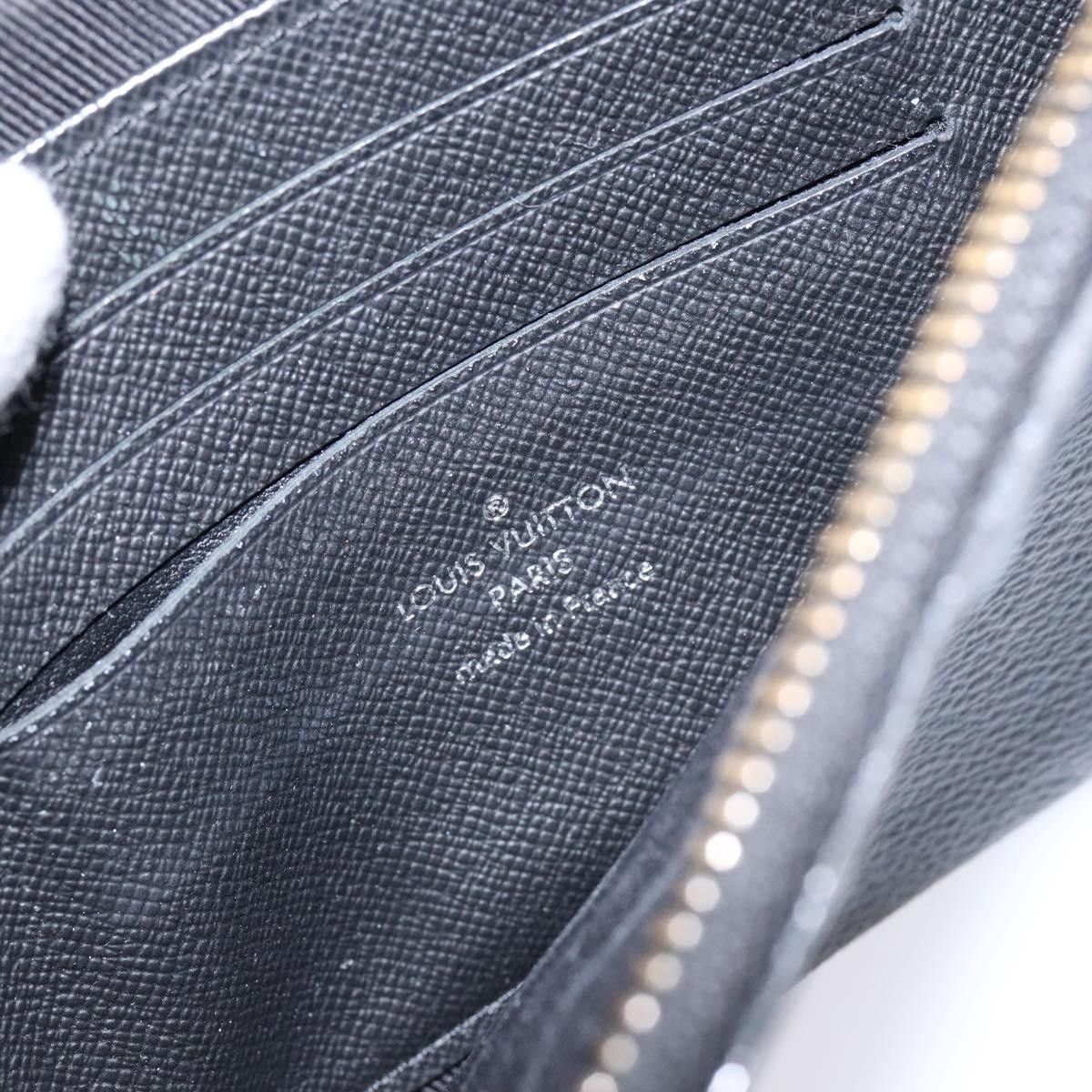 Louis Vuitton Louis Vuitton Discovery Pochette Monogram Eclipse Canvas Size ONE SIZE - 6 Thumbnail