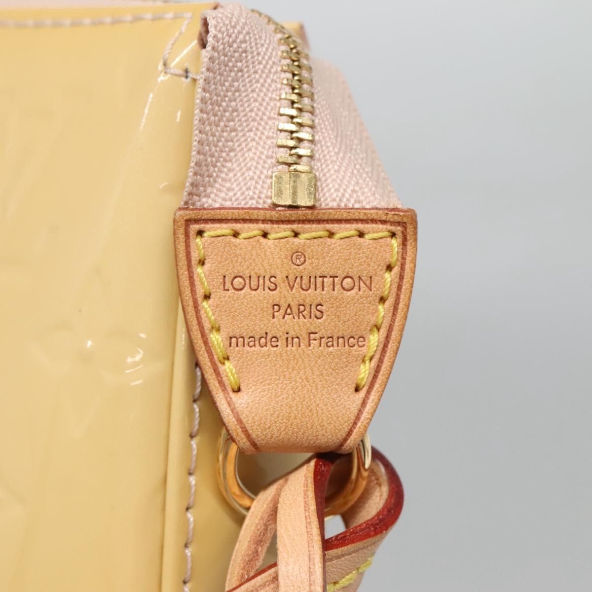 Louis Vuitton Louis Vuitton Pochette Accessoires Monogram Vernis with Monogram Canvas Size ONE SIZE - 19 Thumbnail