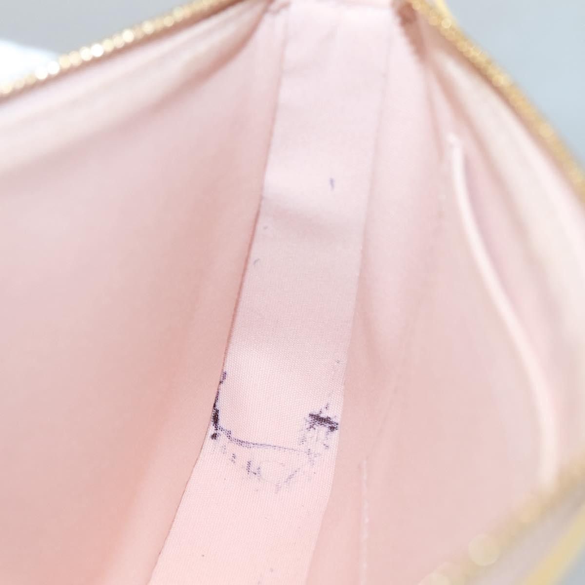 Louis Vuitton Louis Vuitton Pochette Accessoires Monogram Vernis with Monogram Canvas Size ONE SIZE - 21 Thumbnail