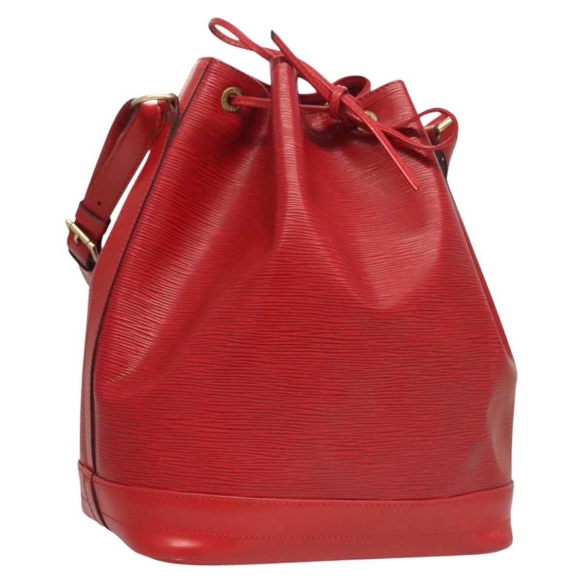 Louis Vuitton Louis Vuitton Noe Handbag Epi Leather Size ONE SIZE - 21 Thumbnail