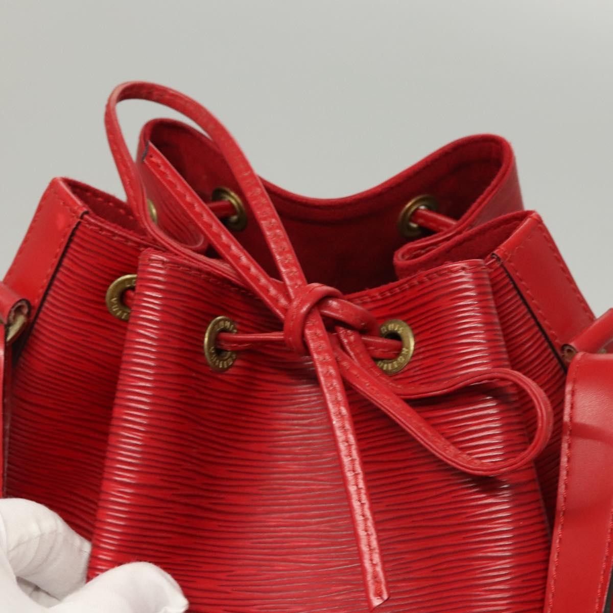Louis Vuitton Louis Vuitton Noe Handbag Epi Leather Size ONE SIZE - 17 Thumbnail