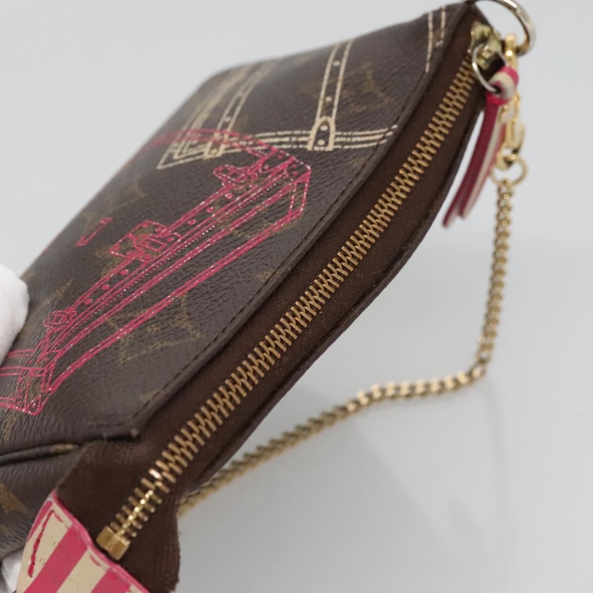 Louis Vuitton Louis Vuitton Pochette Accessoires Limited Edition Christmas Animation Monogram Canvas Size ONE SIZE - 6 Thumbnail