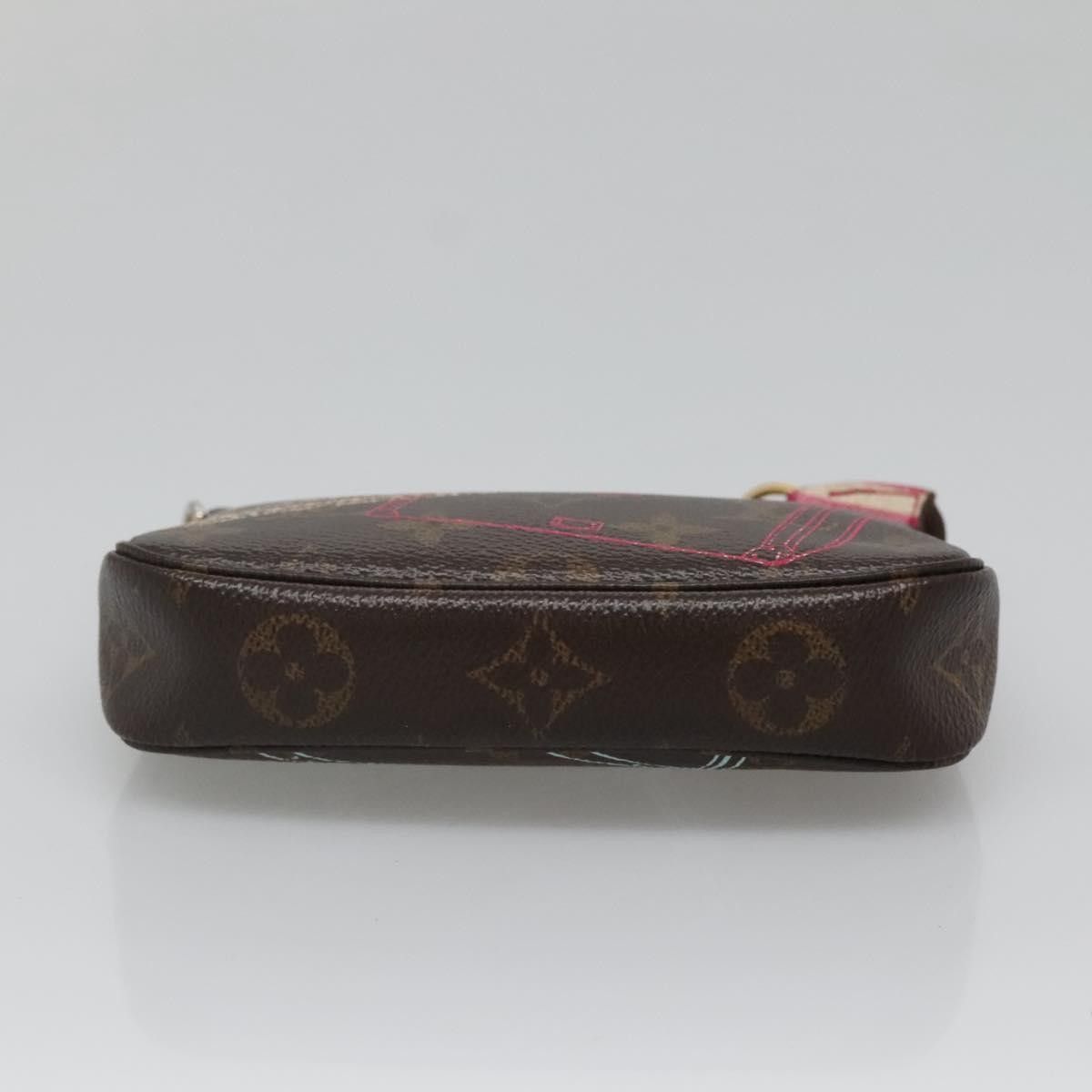 Louis Vuitton Louis Vuitton Pochette Accessoires Limited Edition Christmas Animation Monogram Canvas Size ONE SIZE - 5 Thumbnail