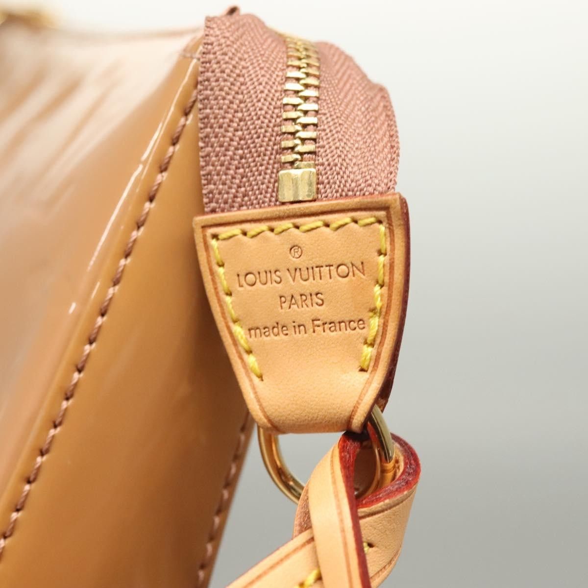Louis Vuitton Louis Vuitton Pochette Accessoires Limited Edition Valentine Monogram Vernis Size ONE SIZE - 17 Thumbnail