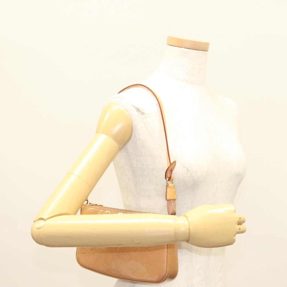Louis Vuitton Louis Vuitton Pochette Accessoires Limited Edition Valentine Monogram Vernis Size ONE SIZE - 21 Thumbnail