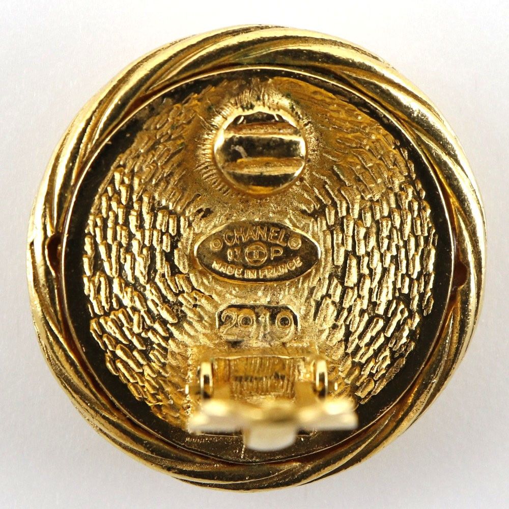 Chanel Chanel Vintage CC Round Clip-On Earrings Metal Size ONE SIZE - 4 Thumbnail