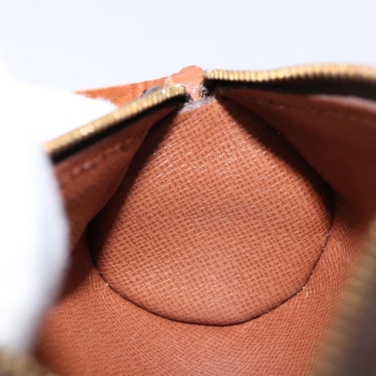 Louis Vuitton Louis Vuitton Papillon Pochette Monogram Canvas Size ONE SIZE - 18 Thumbnail