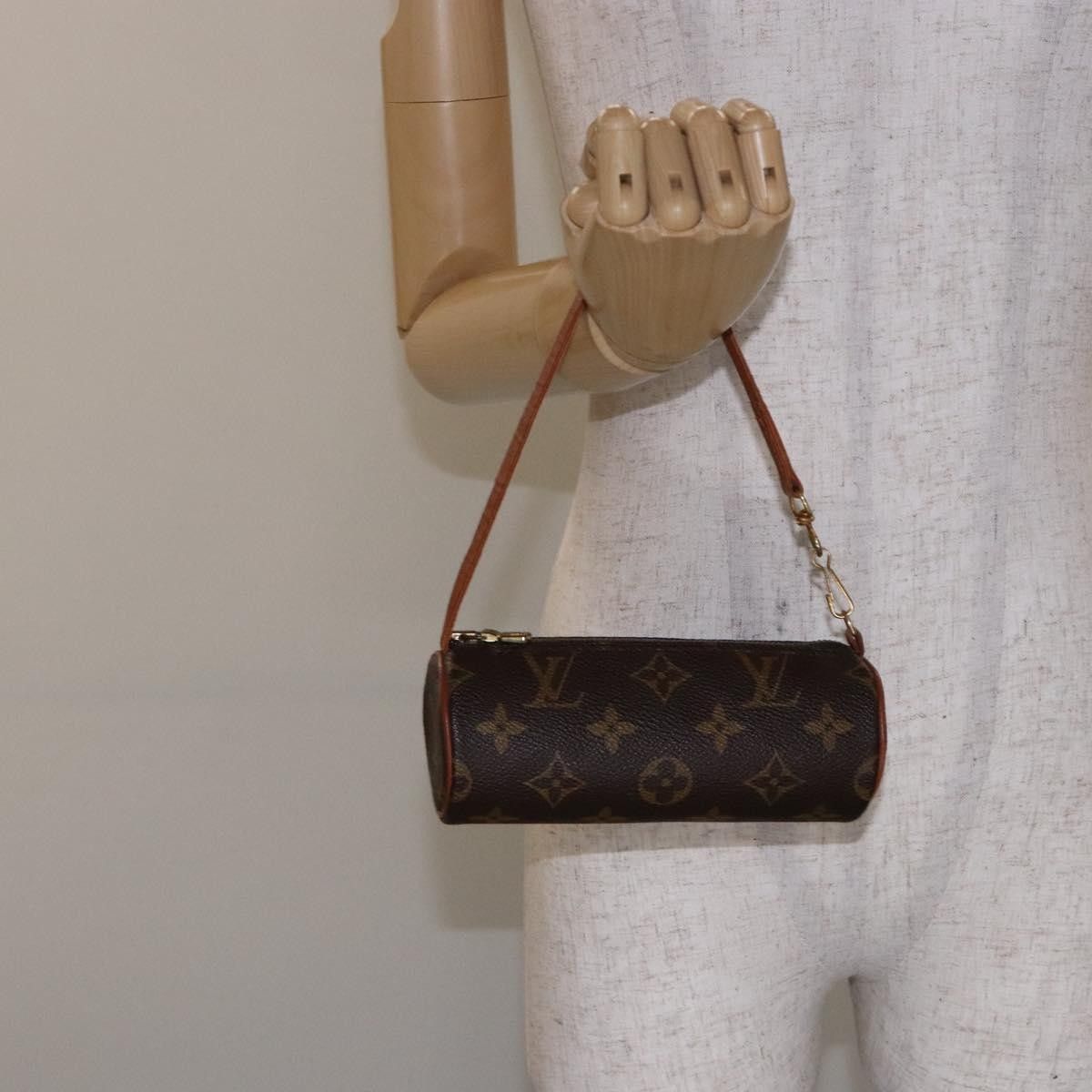 Louis Vuitton Louis Vuitton Papillon Pochette Monogram Canvas Size ONE SIZE - 12 Thumbnail