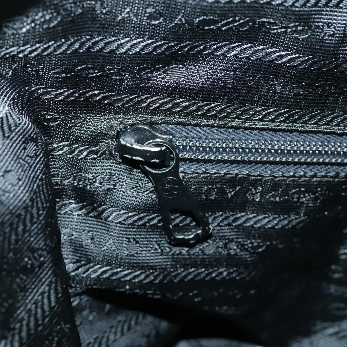 Prada Prada Zip Tote Quilted Tessuto Size ONE SIZE - 22 Thumbnail