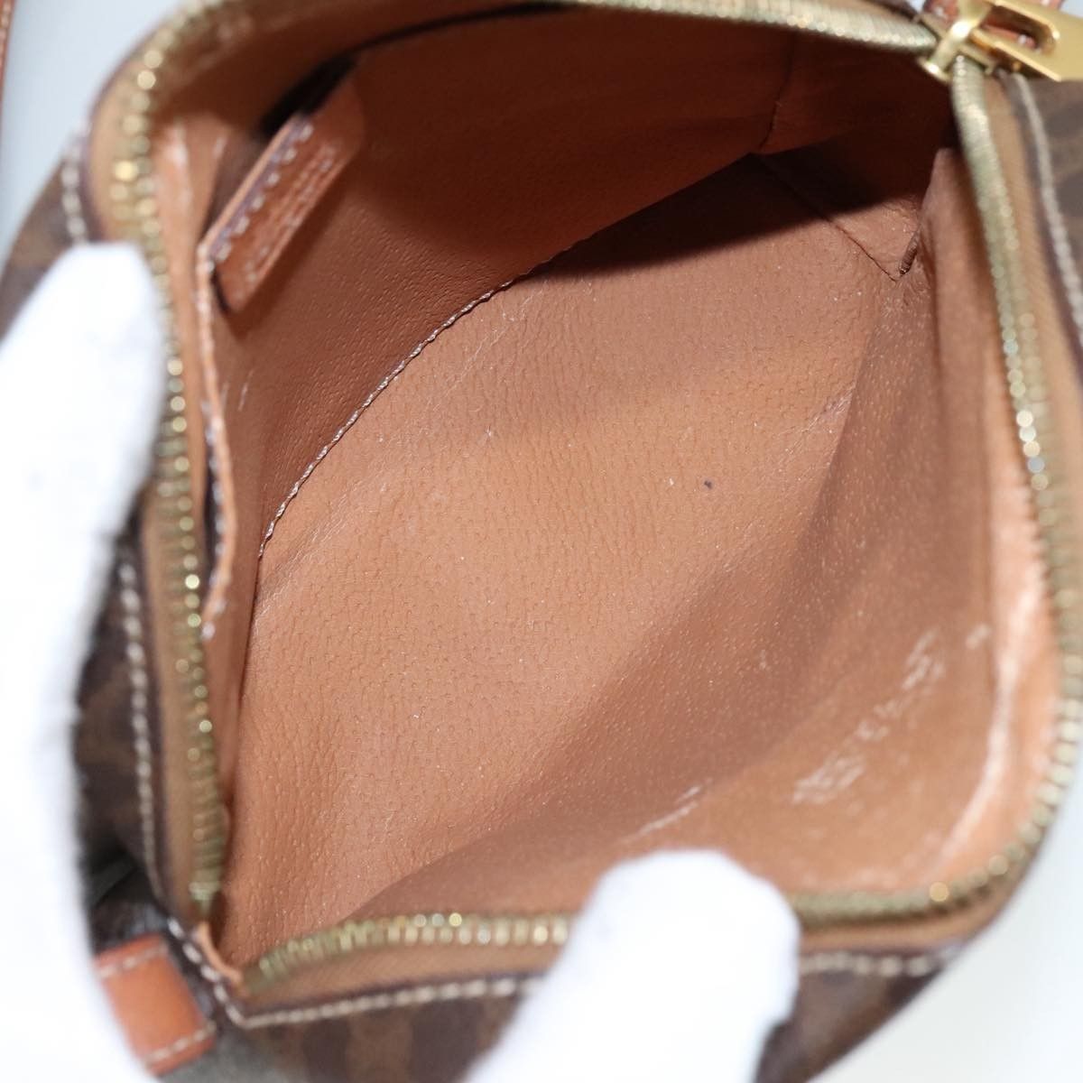 Celine Celine Macadam Shoulder Bag Leather Size ONE SIZE - 11 Thumbnail