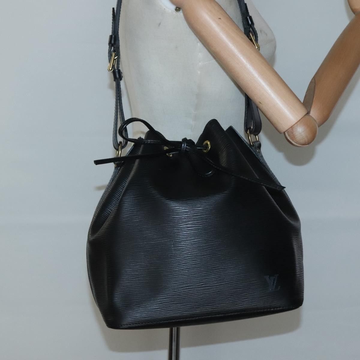 Louis Vuitton Louis Vuitton Petit Noe Handbag Epi Leather Size ONE SIZE - 20 Thumbnail
