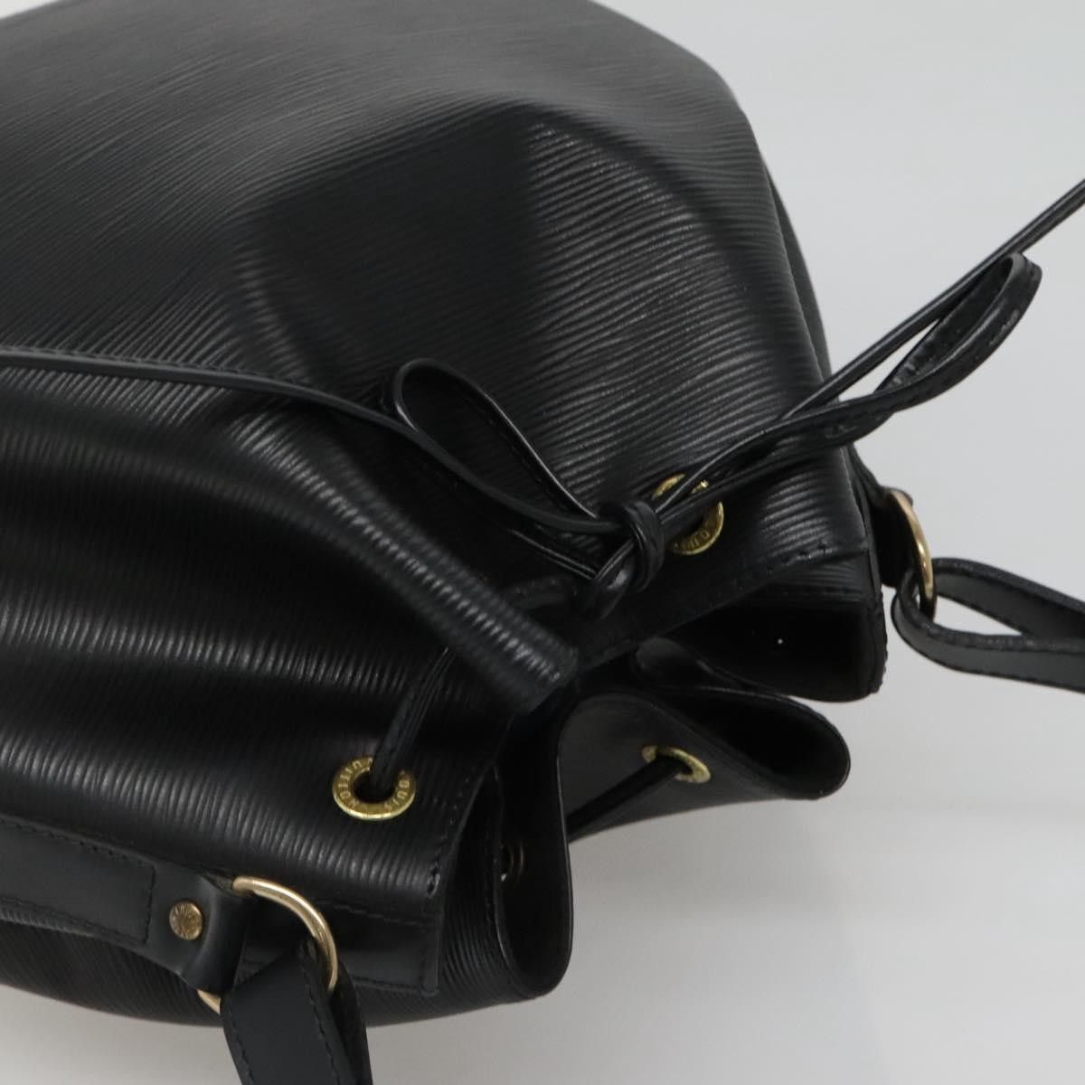 Louis Vuitton Louis Vuitton Petit Noe Handbag Epi Leather Size ONE SIZE - 6 Thumbnail