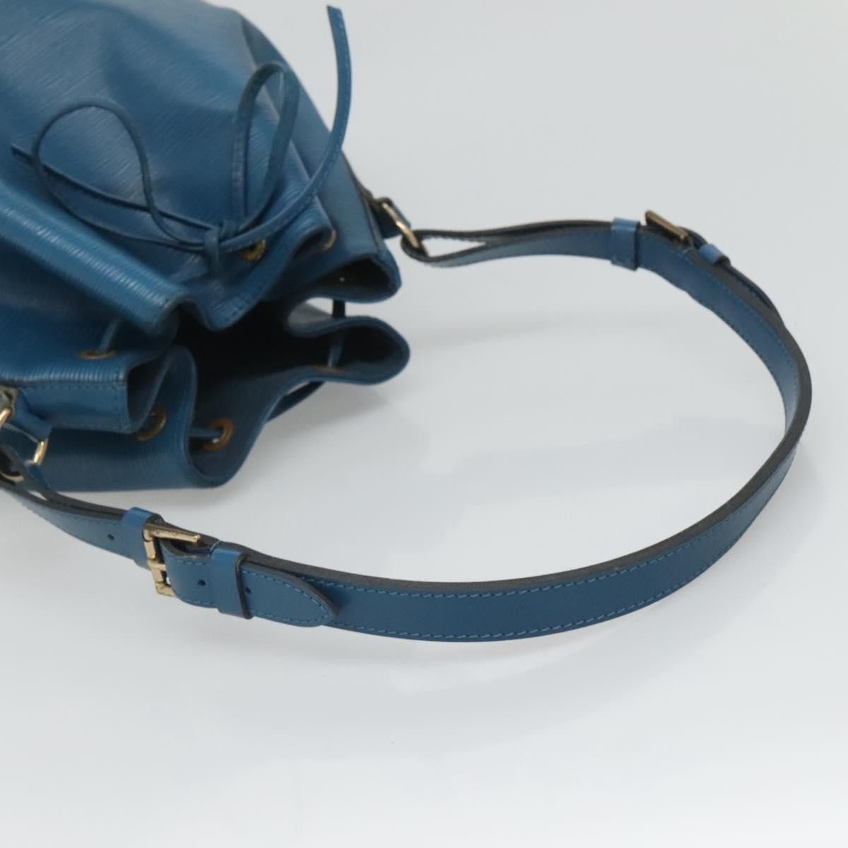 Louis Vuitton Louis Vuitton Noe Handbag Epi Leather Size ONE SIZE - 7 Thumbnail