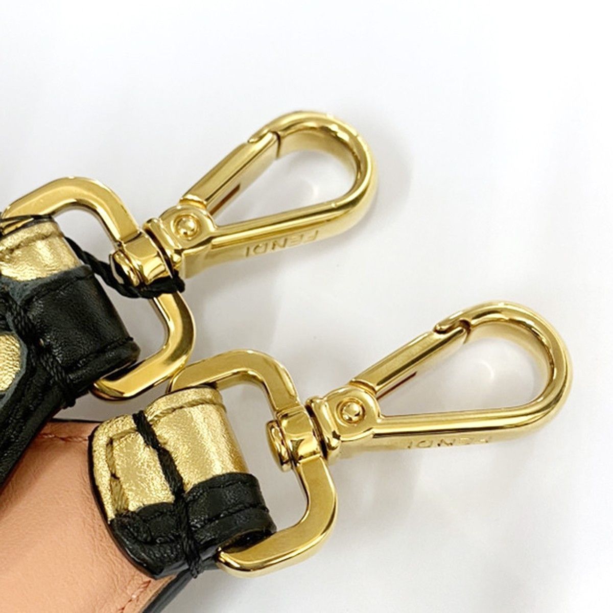Fendi Fendi Logo Strap Leather Size ONE SIZE - 7 Thumbnail