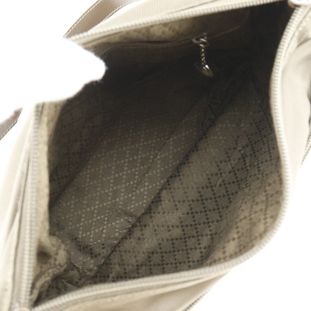 Gucci Gucci Vintage Bamboo Shoulder Bag Nylon Size ONE SIZE - 5 Thumbnail