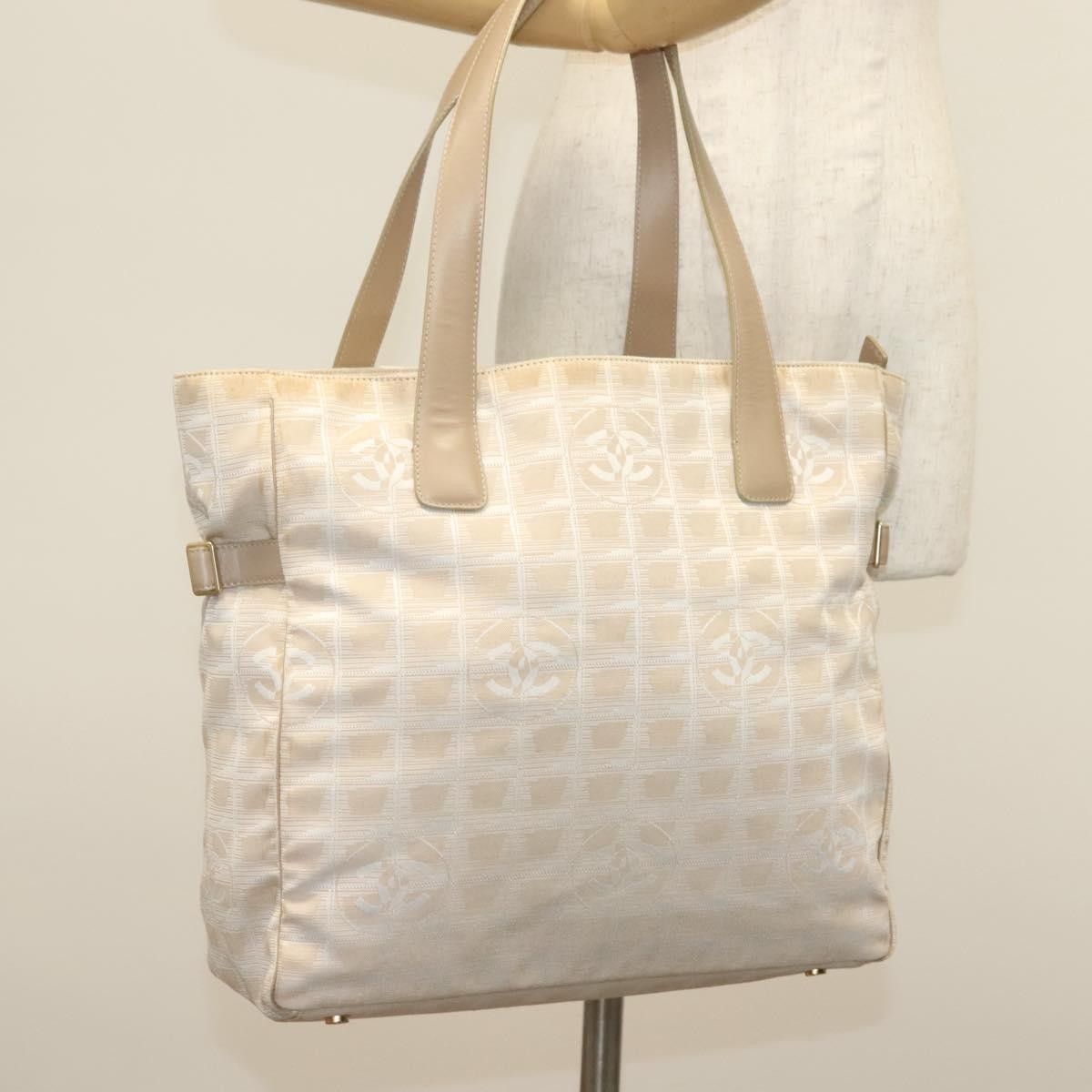 Chanel Chanel Travel Line Tote Nylon Size ONE SIZE - 14 Thumbnail