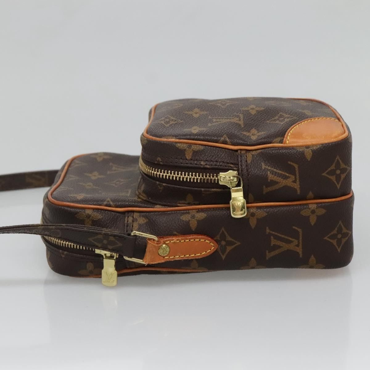 Louis Vuitton Louis Vuitton Amazone Bag Monogram Canvas Size ONE SIZE - 3 Thumbnail