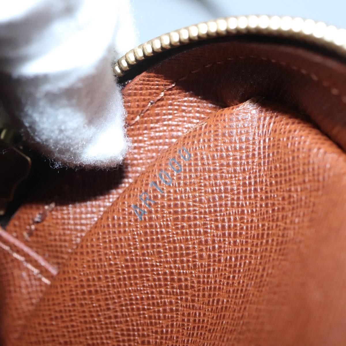 Louis Vuitton Louis Vuitton Amazone Bag Monogram Canvas Size ONE SIZE - 7 Thumbnail