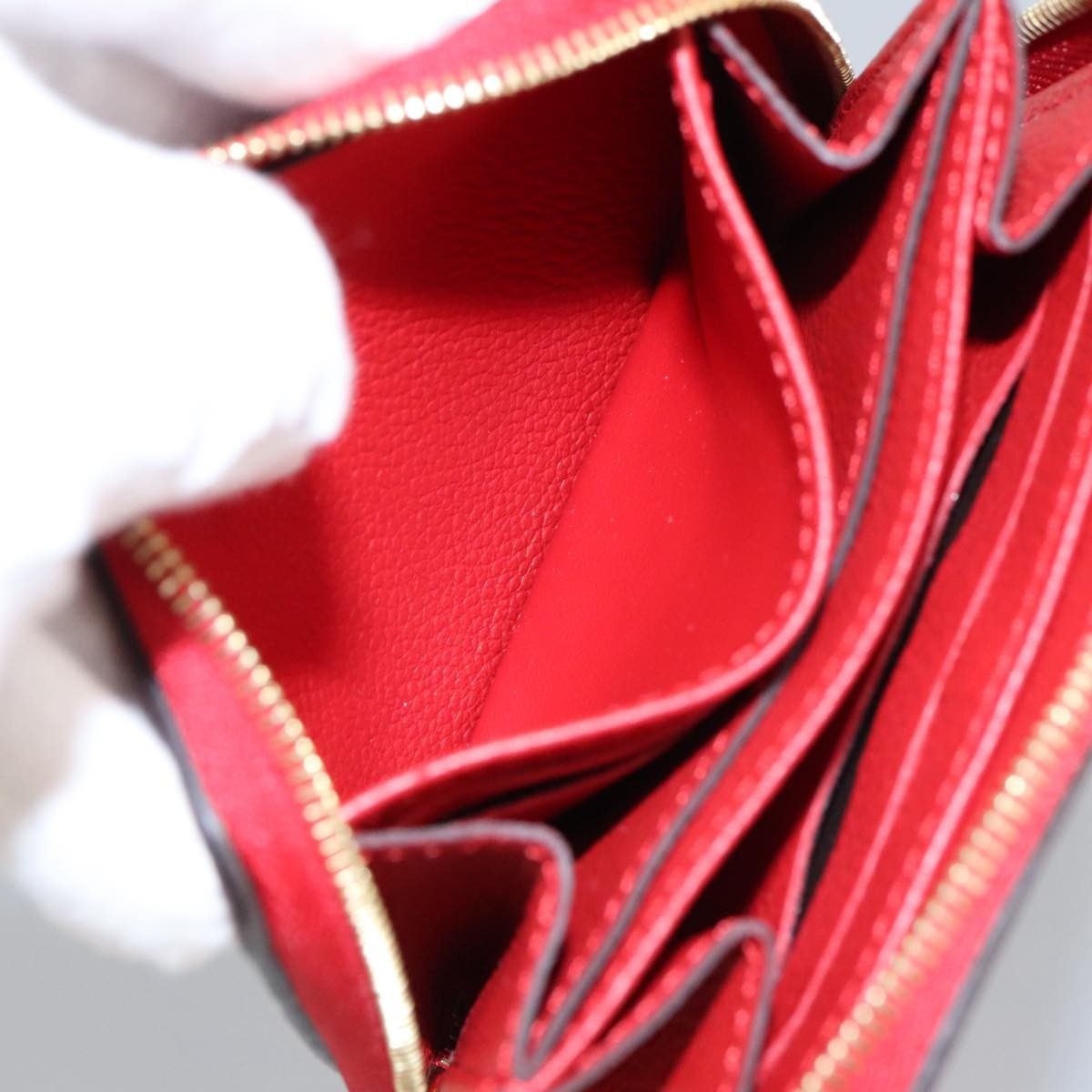 Louis Vuitton Louis Vuitton Porte-Monnaie Zippy Wallet monogramme empreinte Size ONE SIZE - 20 Thumbnail