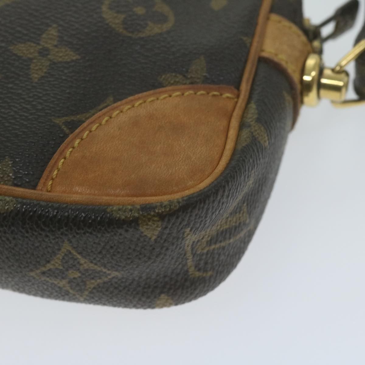 Louis Vuitton Louis Vuitton Marly Dragonne Clutch Monogram Canvas Size ONE SIZE - 12 Thumbnail