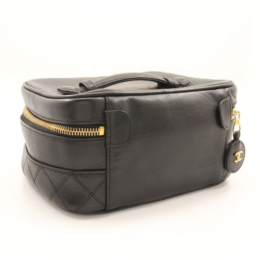 Chanel Chanel Vintage Cosmetic Case Lambskin Size ONE SIZE - 2 Thumbnail
