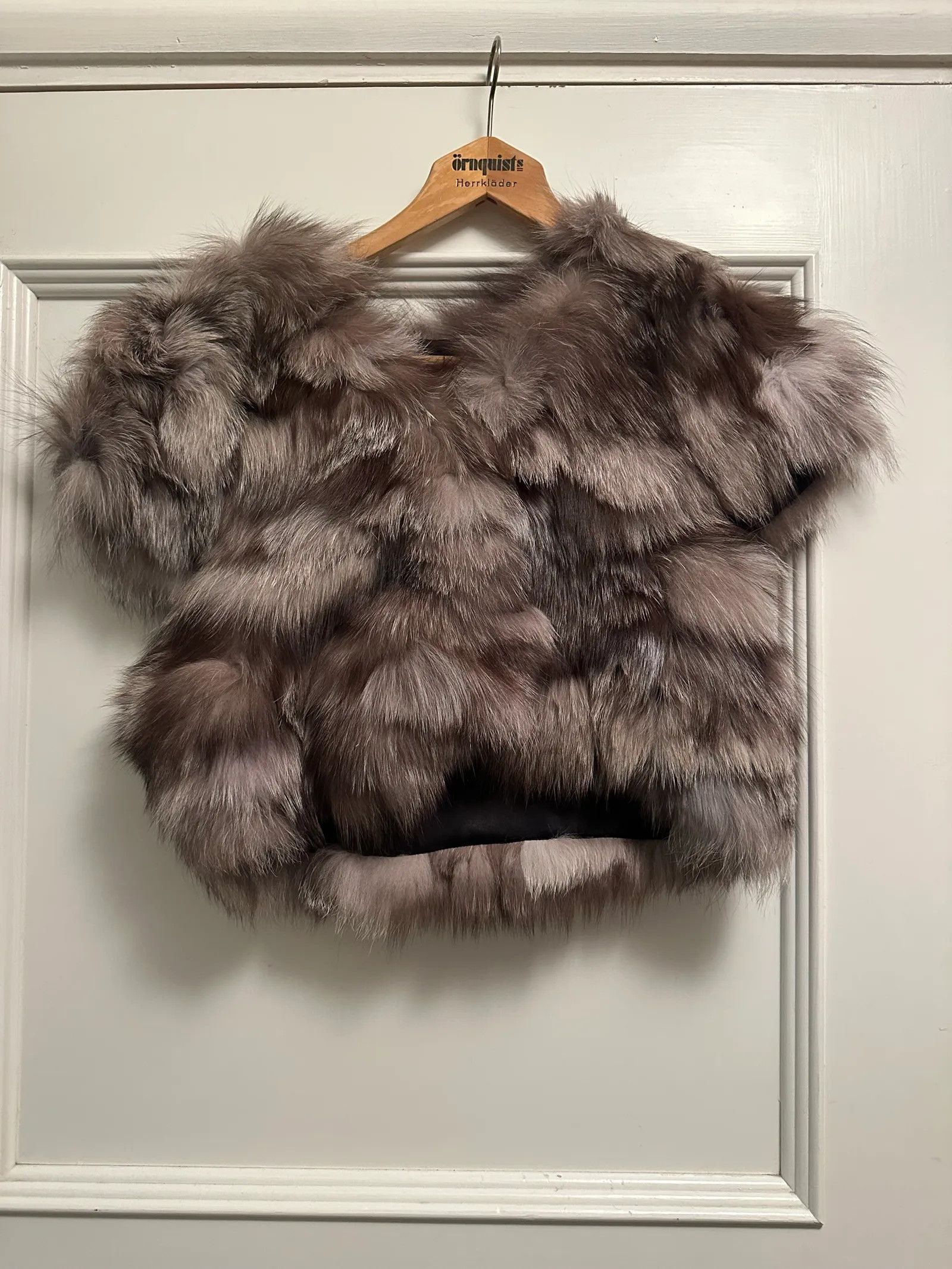 Alice + Olivia Alice & Olivia Fur Faux Fur Size M / US 6-8 / IT 42-44 - 2 Thumbnail