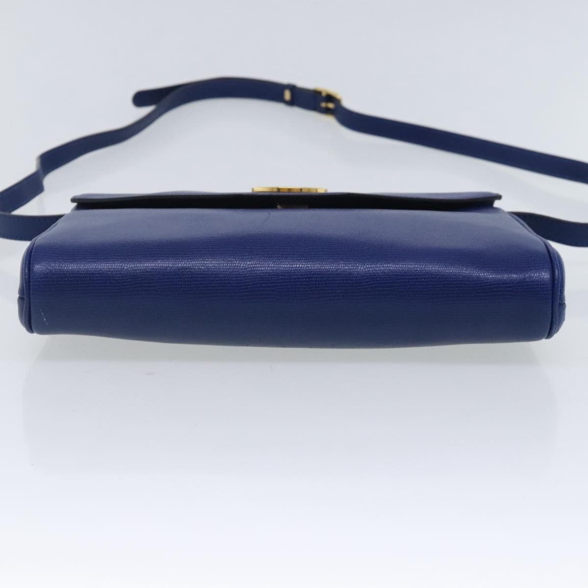 Celine Celine Vintage Circle Logo Crossbody Bag Leather Size ONE SIZE - 14 Thumbnail