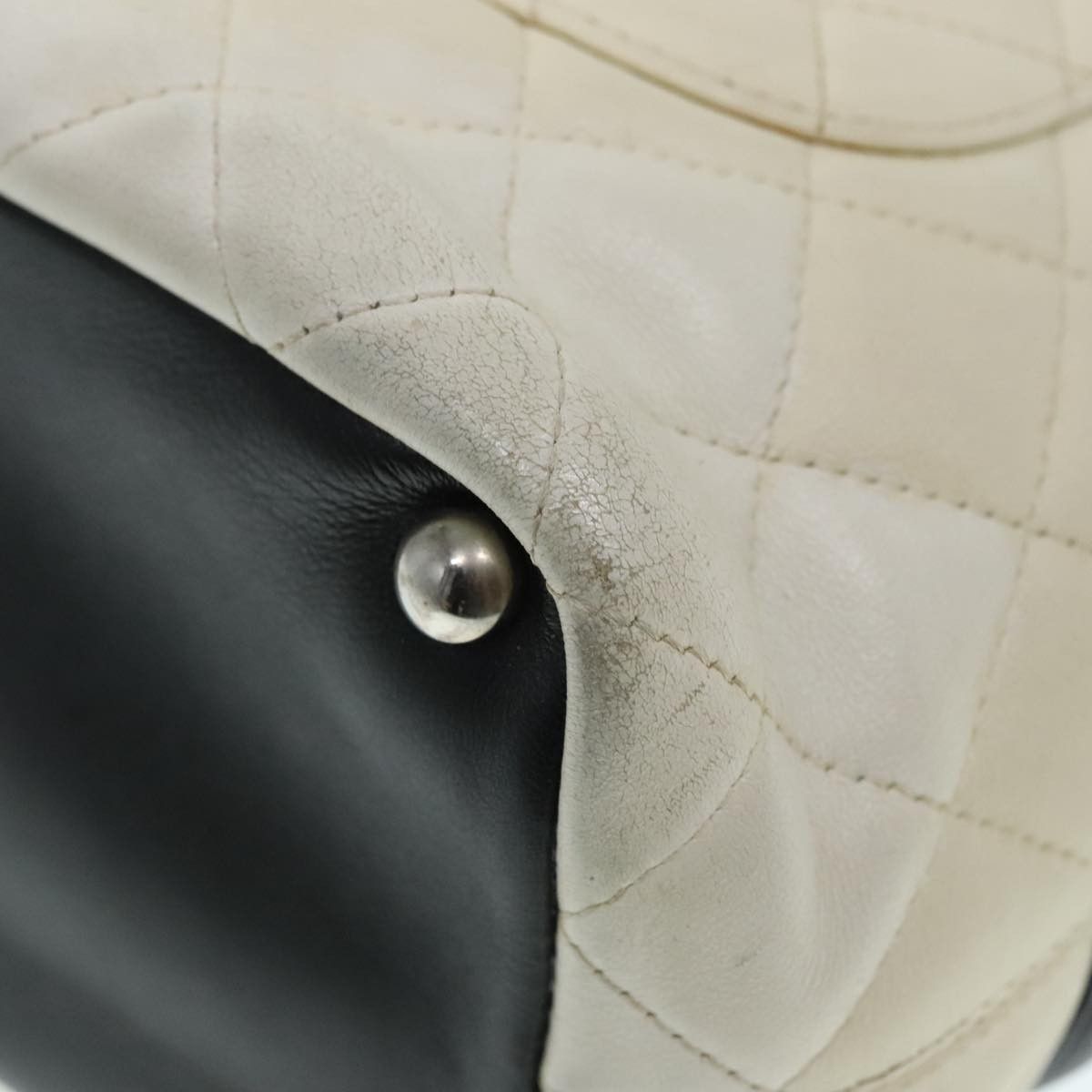 Chanel Chanel Cambon Tote Quilted Leather Size ONE SIZE - 9 Thumbnail
