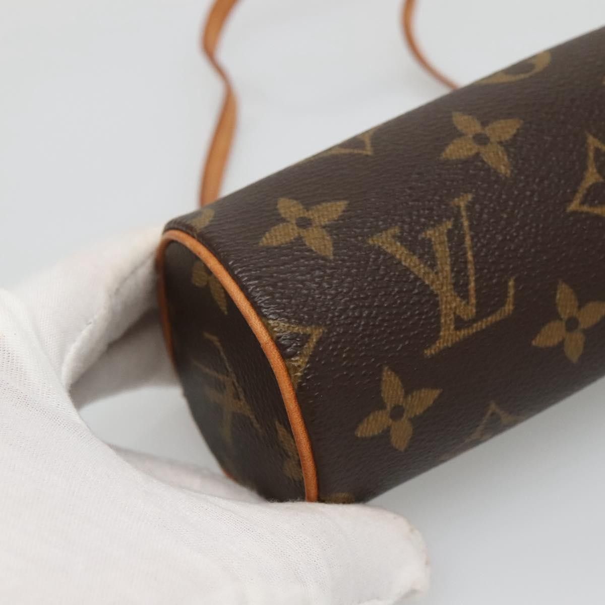 Louis Vuitton Louis Vuitton Papillon Pochette Monogram Canvas Size ONE SIZE - 9 Thumbnail