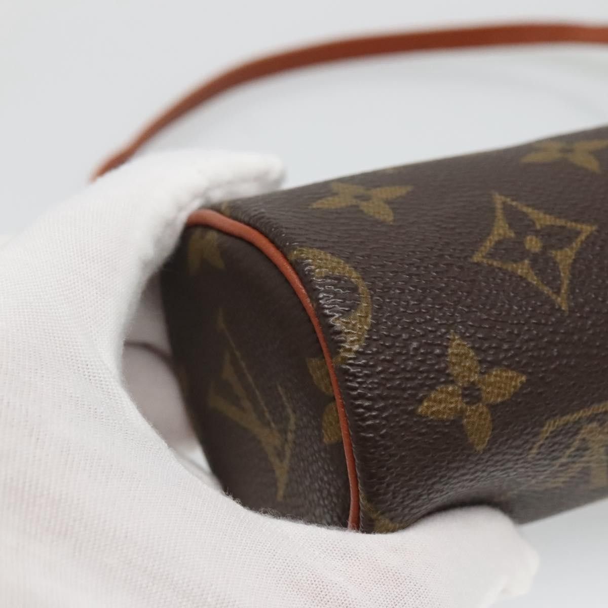 Louis Vuitton Louis Vuitton Papillon Pochette Monogram Canvas Size ONE SIZE - 9 Thumbnail
