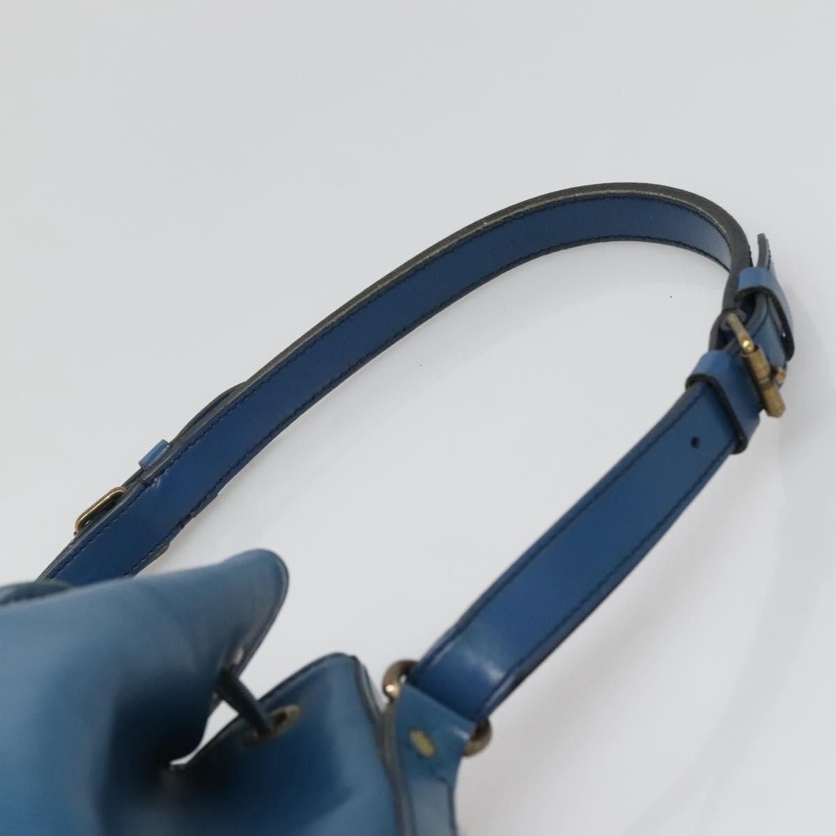 Louis Vuitton Louis Vuitton Bicolor Petit Noe Handbag Epi Leather Size ONE SIZE - 16 Thumbnail