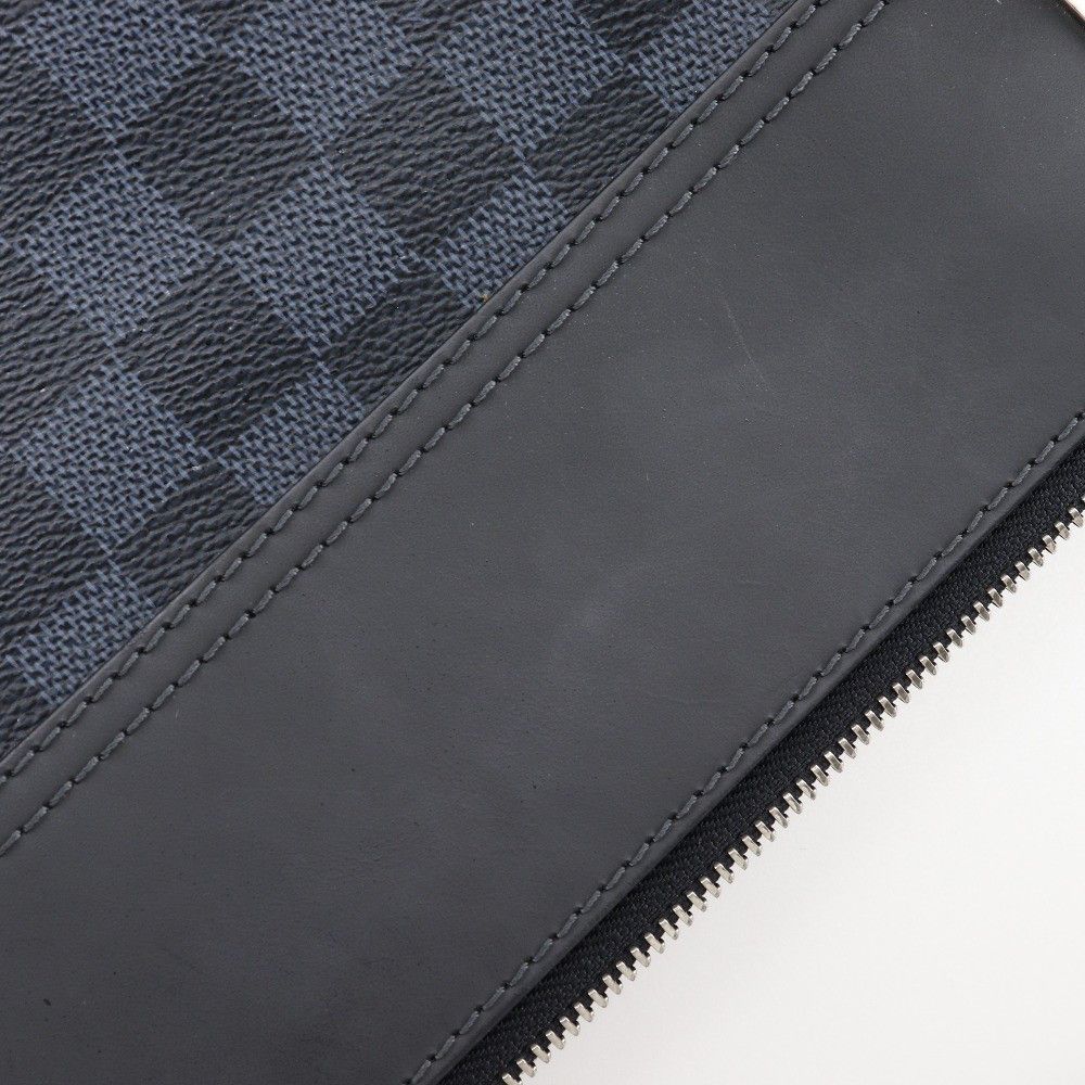 Louis Vuitton Louis Vuitton Greenwich Messenger Bag Damier Cobalt Size ONE SIZE - 6 Thumbnail
