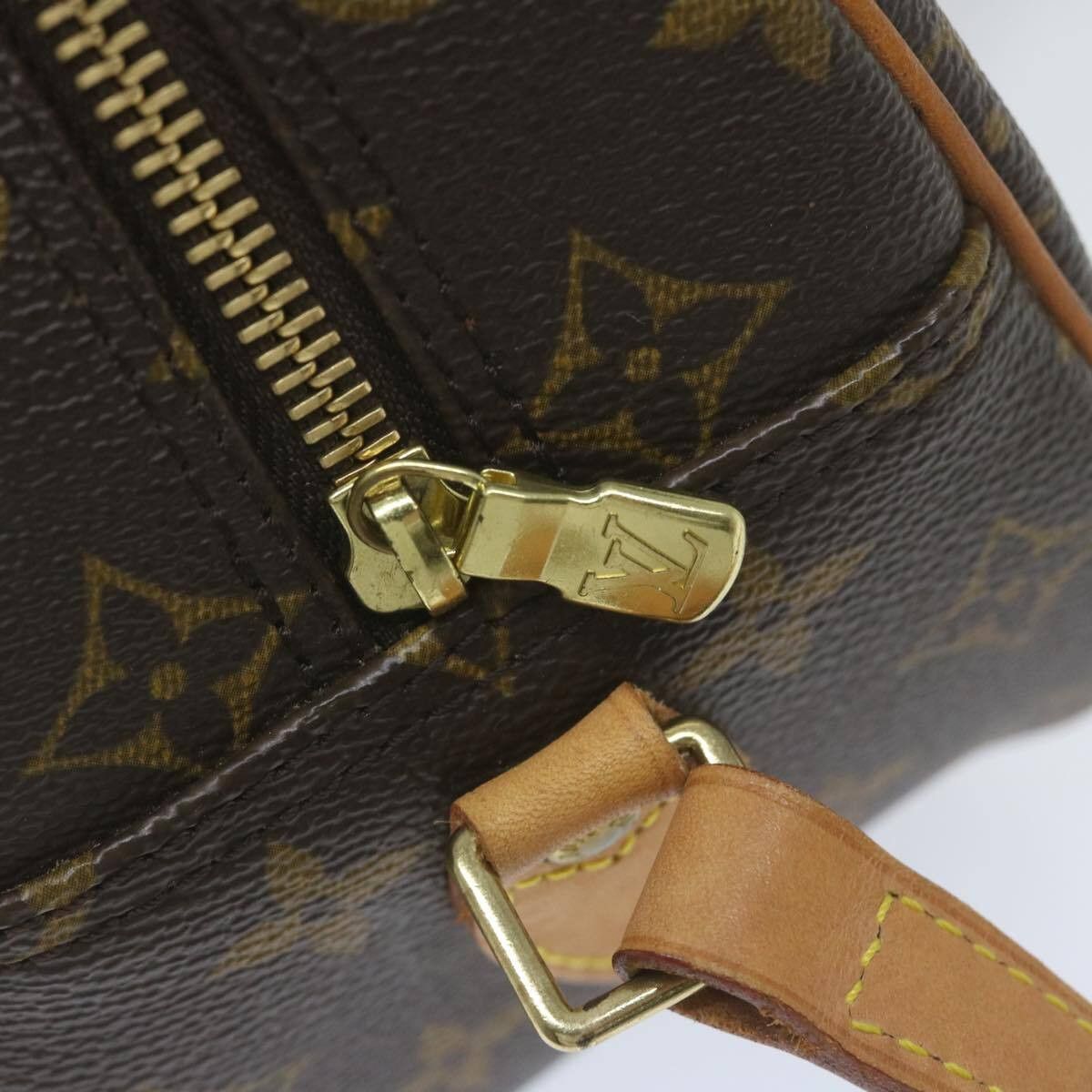 Louis Vuitton Louis Vuitton Blois Handbag Monogram Canvas Size ONE SIZE - 13 Thumbnail