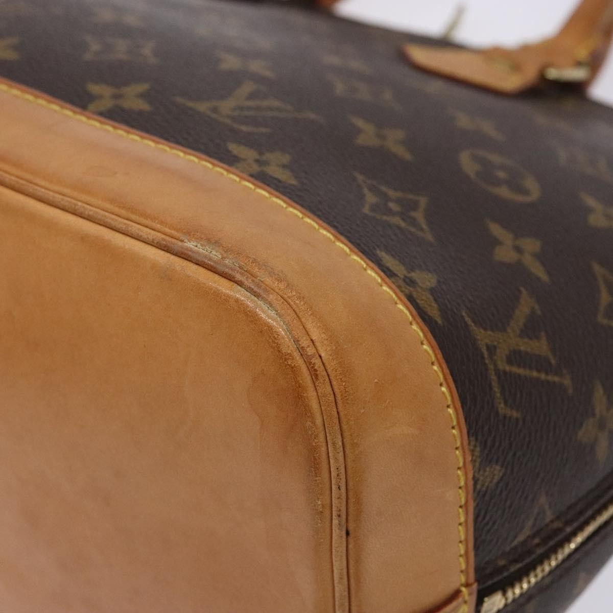 Louis Vuitton Louis Vuitton Alma Handbag Monogram Canvas Size ONE SIZE - 11 Thumbnail