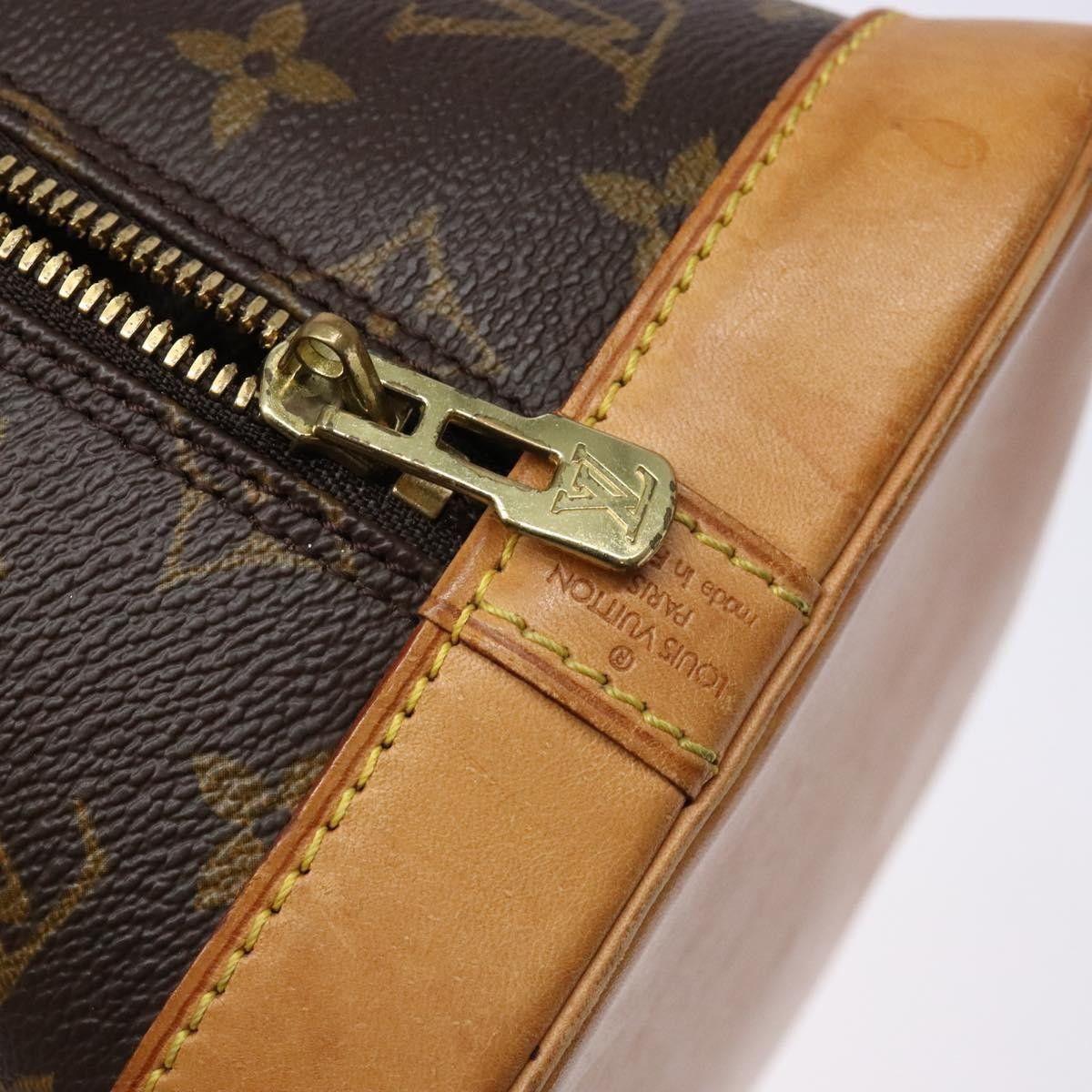 Louis Vuitton Louis Vuitton Alma Handbag Monogram Canvas Size ONE SIZE - 6 Thumbnail