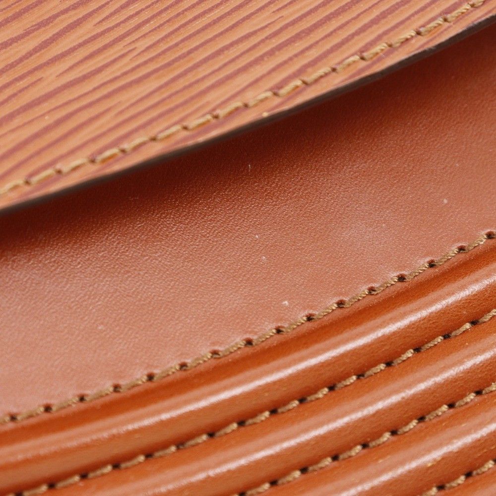 Louis Vuitton Louis Vuitton Prebourg Epi Leather Size ONE SIZE - 9 Thumbnail