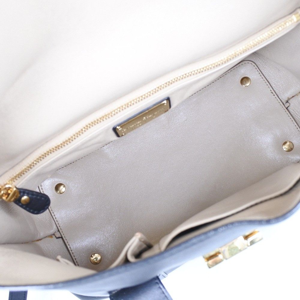 Salvatore Ferragamo Salvatore Ferragamo Gancini Lock Flap Tote Leather Size ONE SIZE - 3 Thumbnail