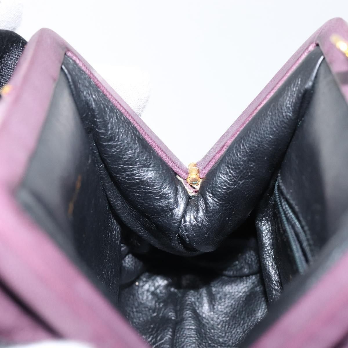 Chanel Chanel Bow cluth Suede Size ONE SIZE - 22 Thumbnail