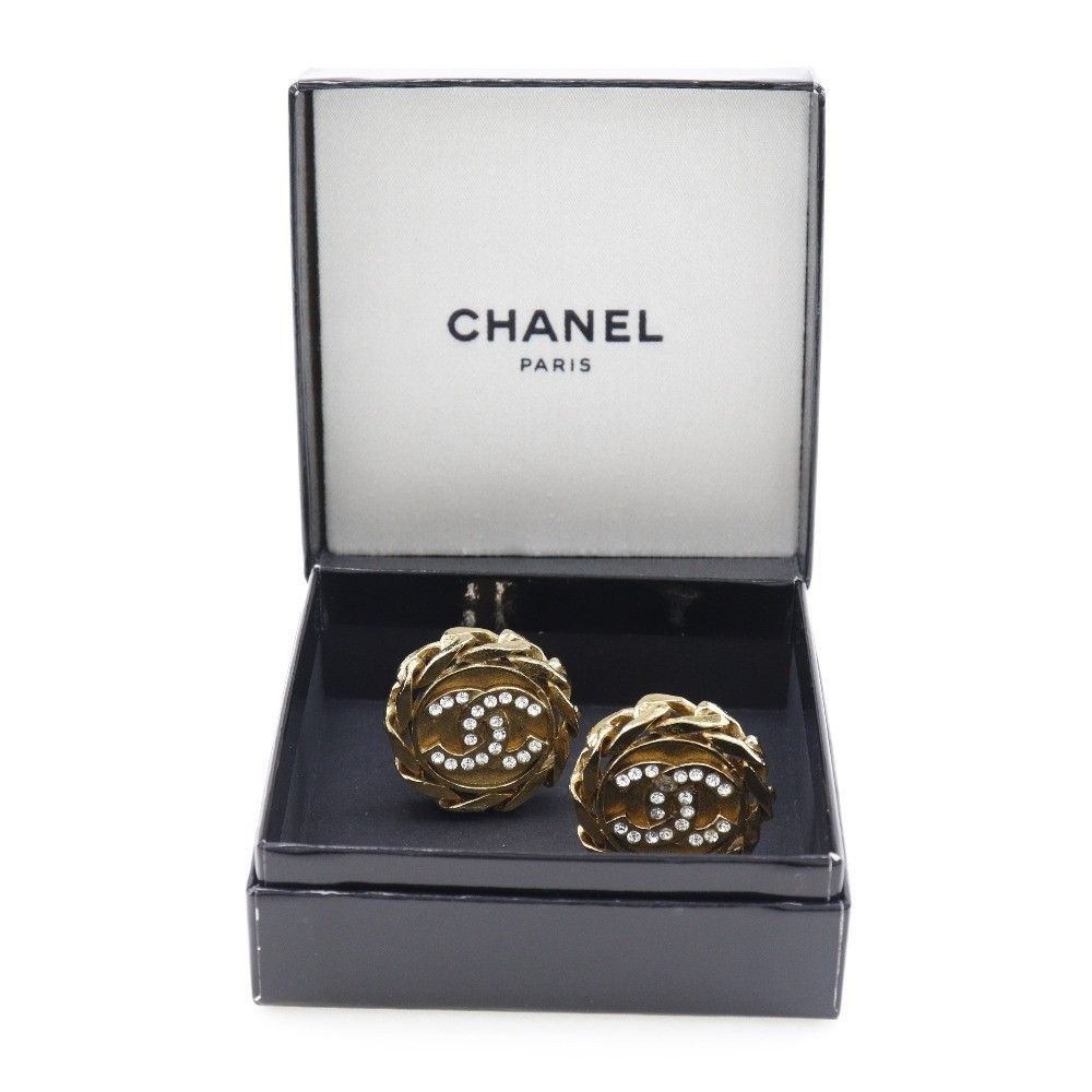 Chanel Chanel Vintage Round CC Clip-On Earring Metal Size ONE SIZE - 7 Thumbnail