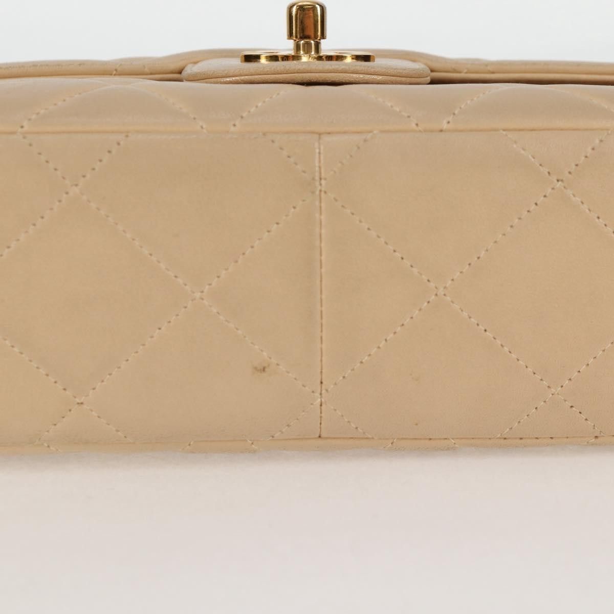 Chanel Chanel Vintage Flap Bag Quilted Lambskin Size ONE SIZE - 21 Thumbnail