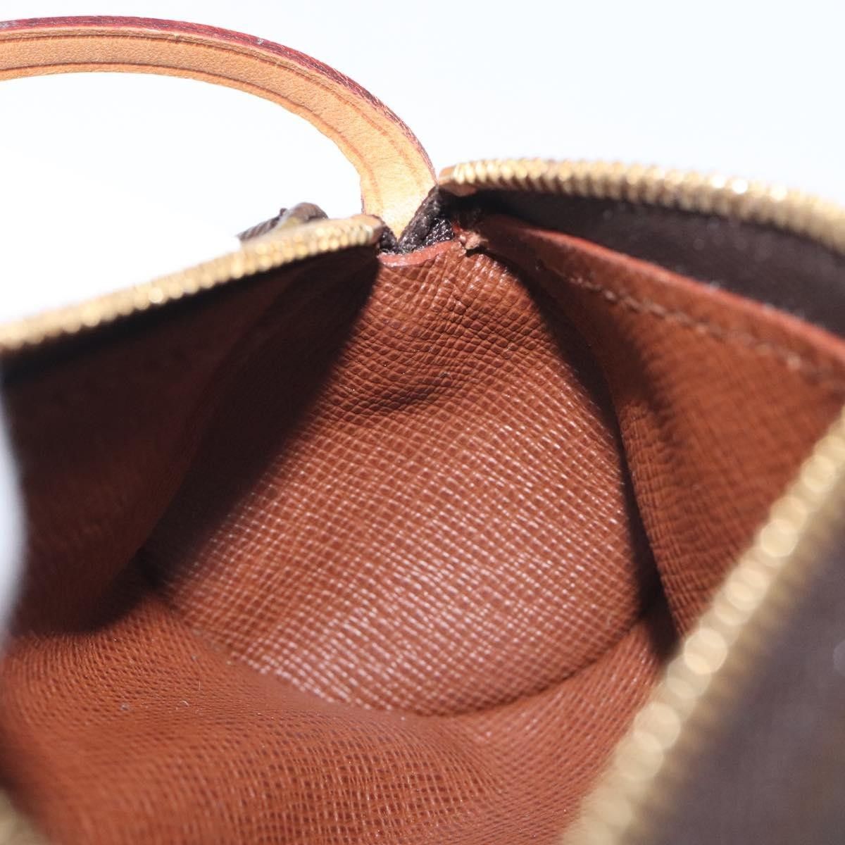 Louis Vuitton Louis Vuitton Papillon Pochette Monogram Canvas Size ONE SIZE - 18 Thumbnail