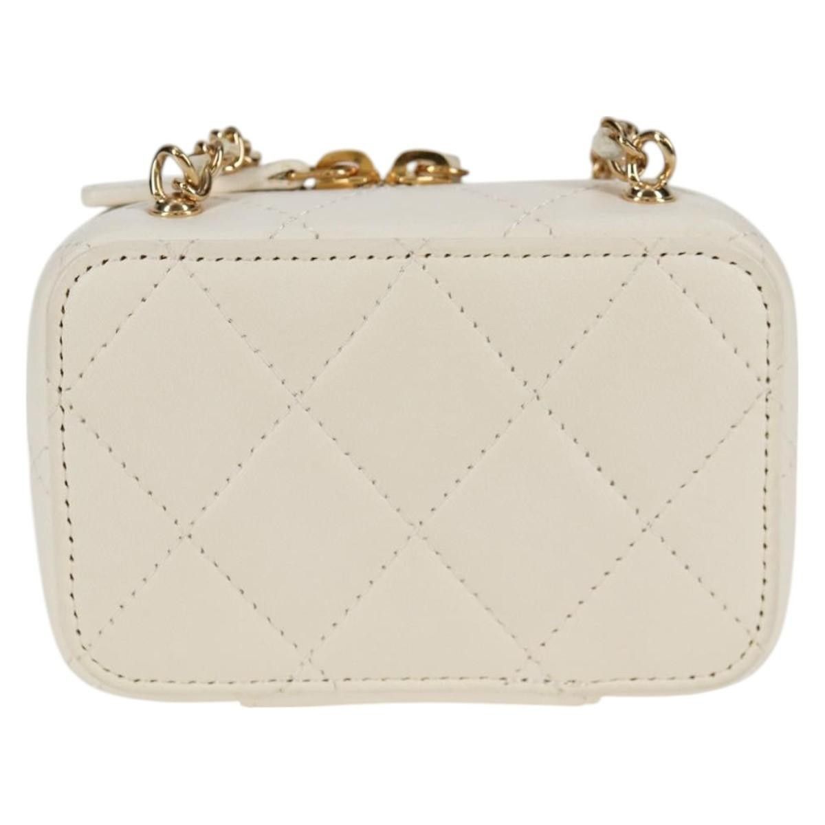 Chanel Chanel CC Zip Around Clutch with Chain Quilted Metal and Lambskin Size ONE SIZE - 2 Thumbnail