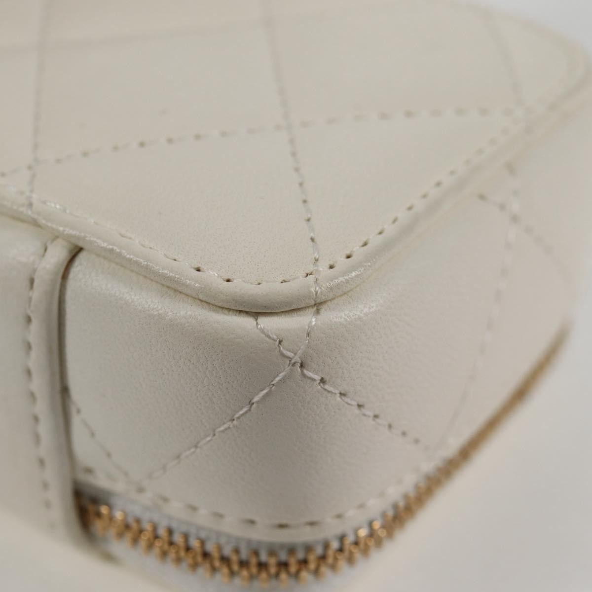 Chanel Chanel CC Zip Around Clutch with Chain Quilted Metal and Lambskin Size ONE SIZE - 12 Thumbnail