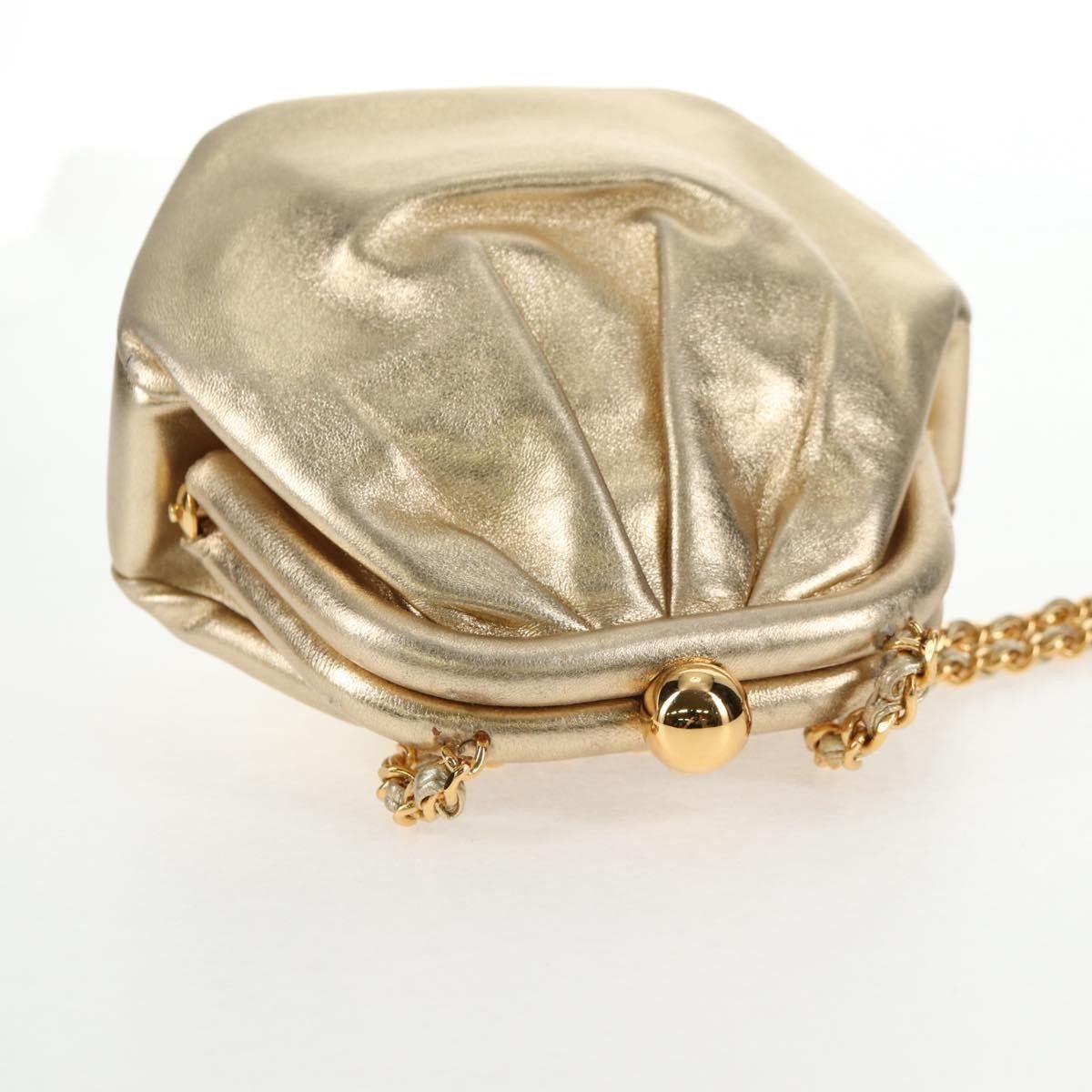 Chanel Chanel Vintage Timeless Kisslock Coin Purse Leather Size ONE SIZE - 18 Thumbnail