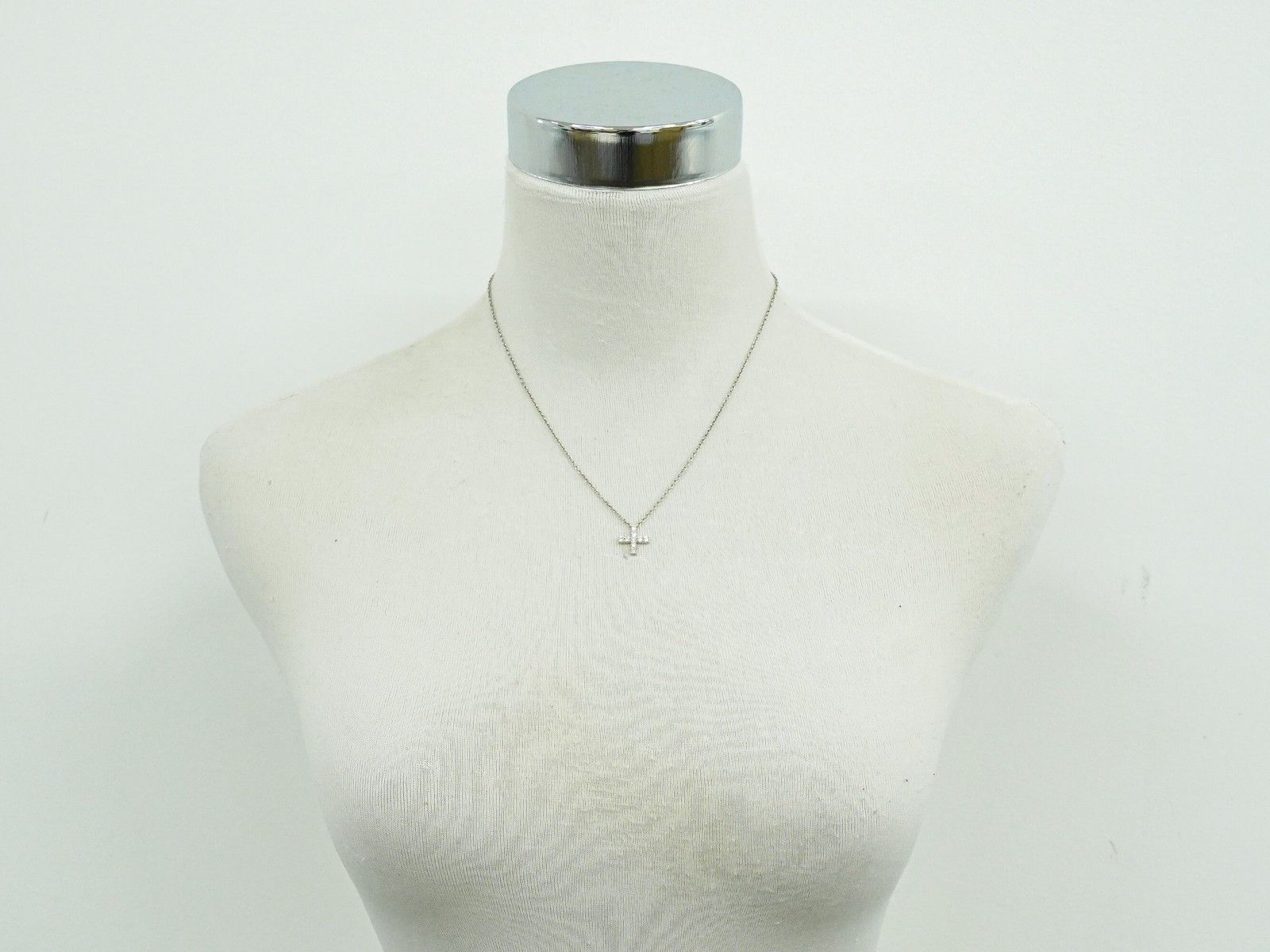 Harry Winston Harry Winston Cross Pendant Necklace Platinum with Diamonds Size ONE SIZE - 9 Thumbnail