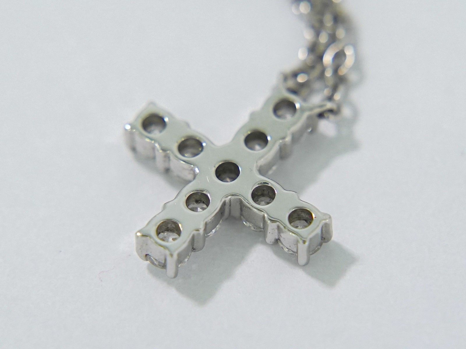 Harry Winston Harry Winston Cross Pendant Necklace Platinum with Diamonds Size ONE SIZE - 4 Thumbnail