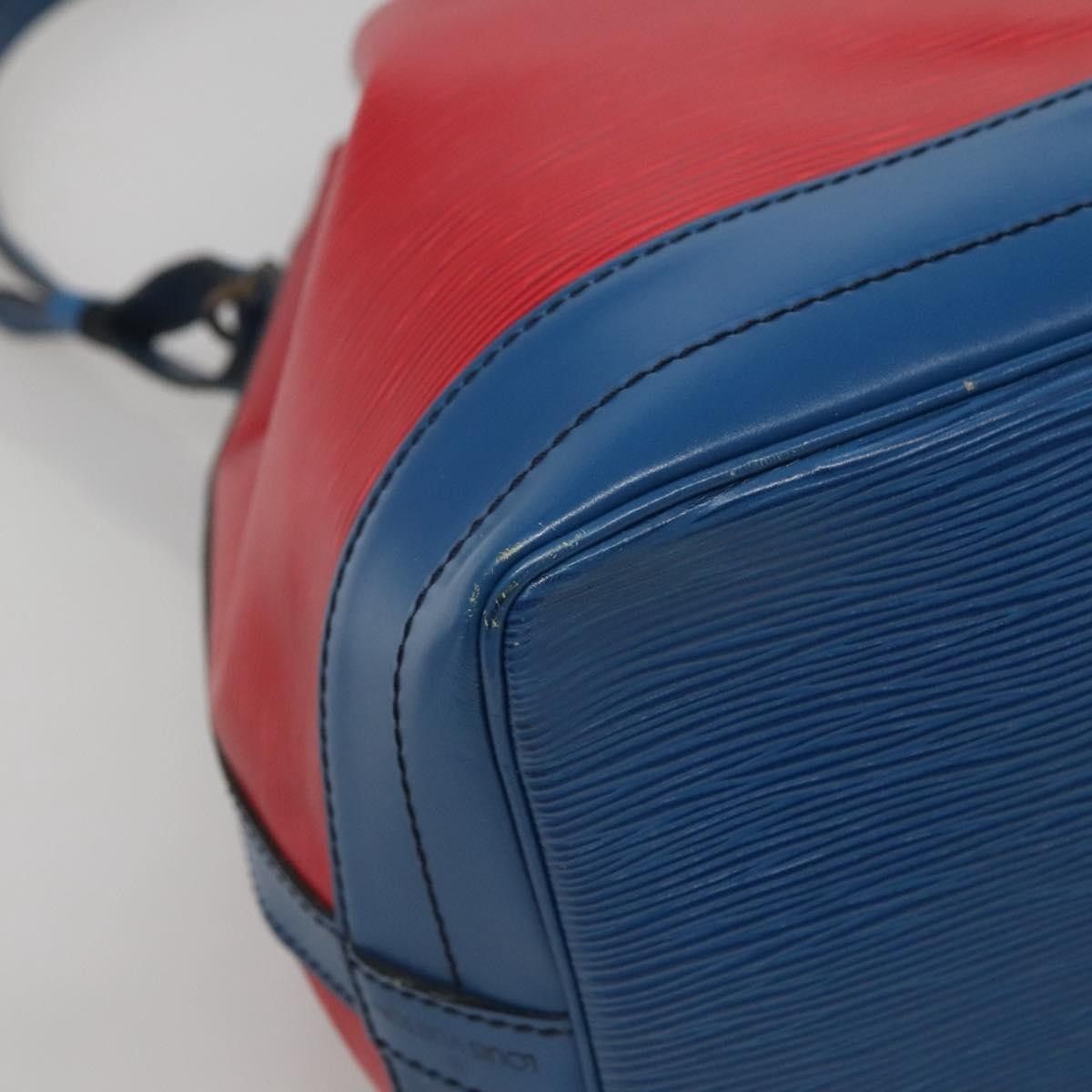 Louis Vuitton Louis Vuitton Bicolor Noe Handbag Epi Leather Size ONE SIZE - 10 Thumbnail