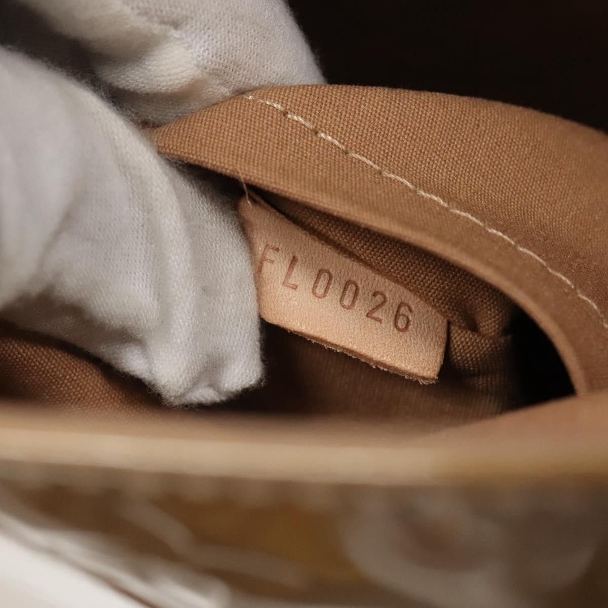 Louis Vuitton Louis Vuitton Brentwood Handbag Monogram Vernis Size ONE SIZE - 7 Thumbnail